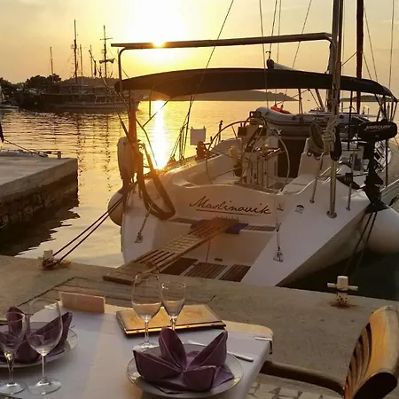 3 Or 5 Days Sailing Cruise In Croatia * スプリト