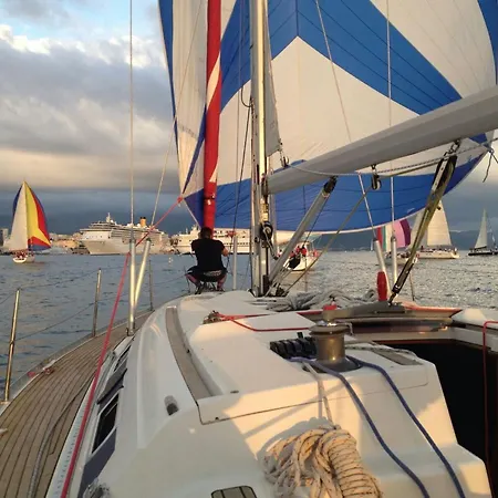 別荘 3 Or 5 Days Sailing Cruise In Croatia スプリト