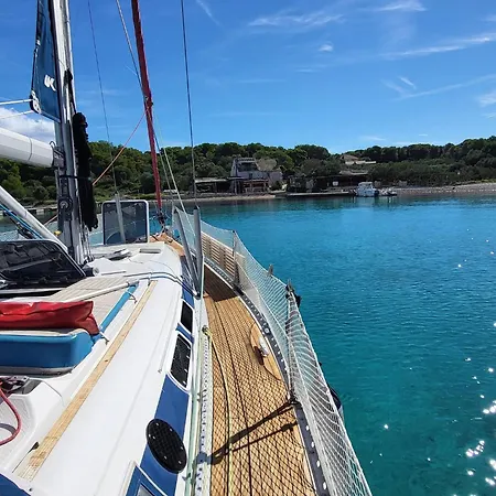 3 Or 5 Days Sailing Cruise In Croatia Holiday home *