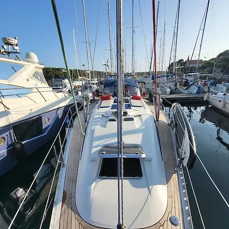 3 Or 5 Days Sailing Cruise In Croatia Holiday home Split