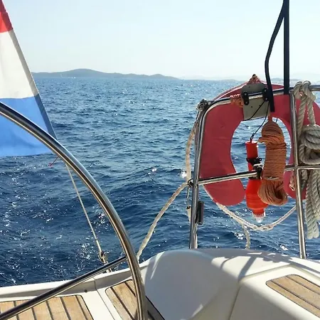 3 Or 5 Days Sailing Cruise In Croatia Holiday home Split