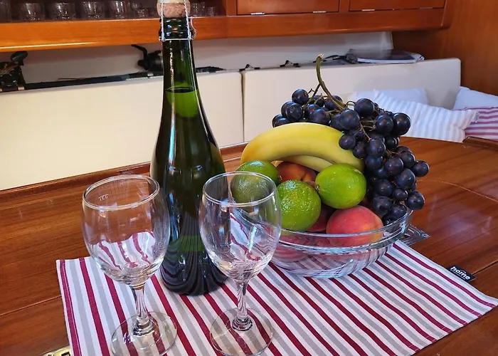 Дом отдыха 3 Or 5 Days Sailing Cruise In Croatia *