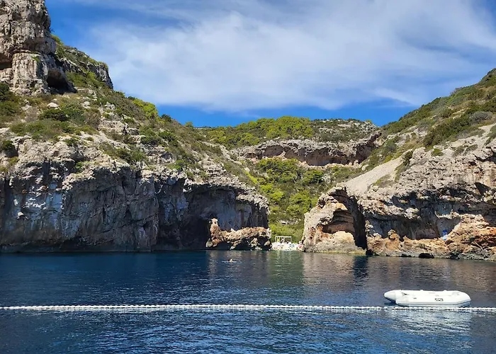 Дом отдыха 3 Or 5 Days Sailing Cruise In Croatia Сплит