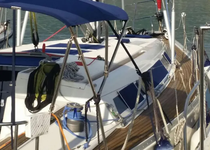 Дом отдыха 3 Or 5 Days Sailing Cruise In Croatia Сплит